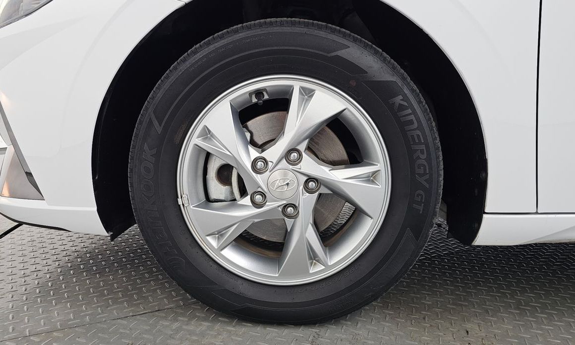 Hyundai AVANTE 2022