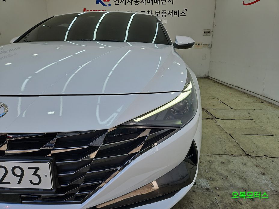 Hyundai AVANTE 2021