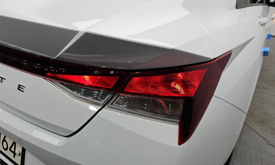 Hyundai AVANTE 2022