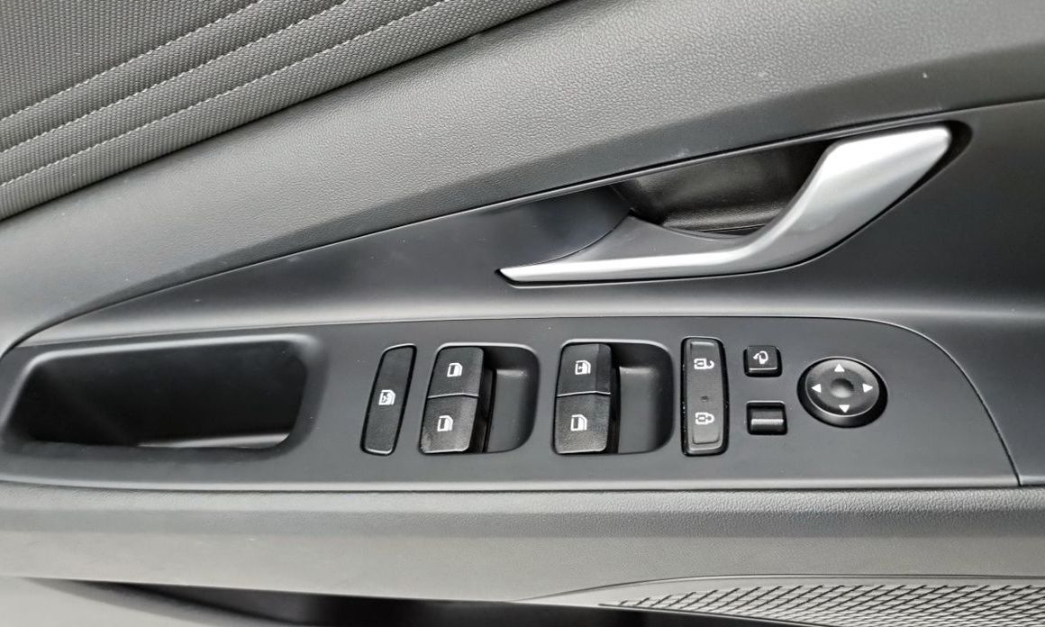 Hyundai AVANTE 2021