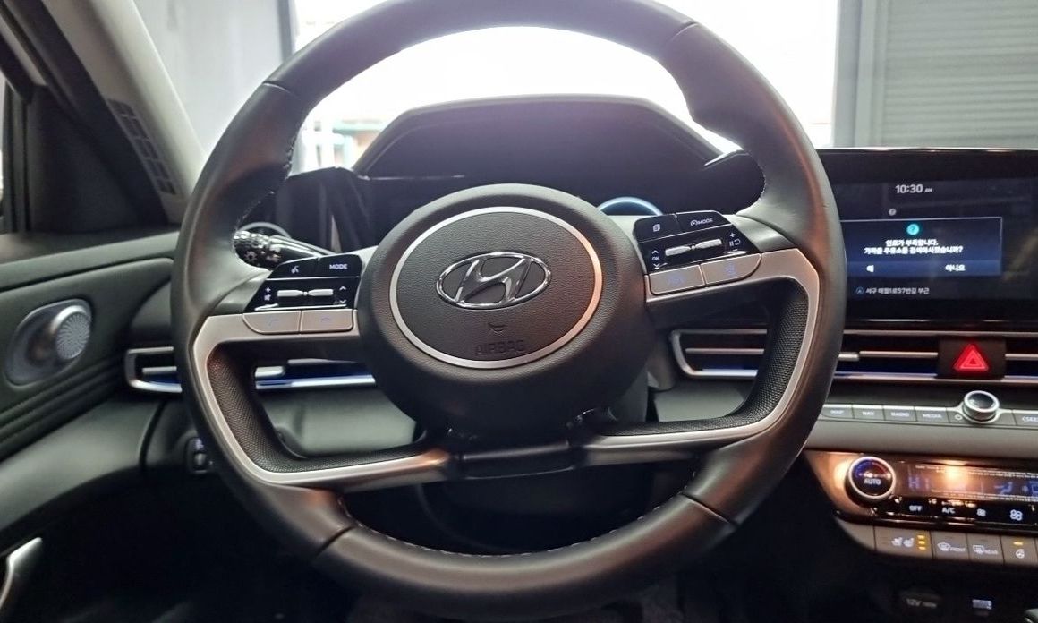 Hyundai AVANTE 2021
