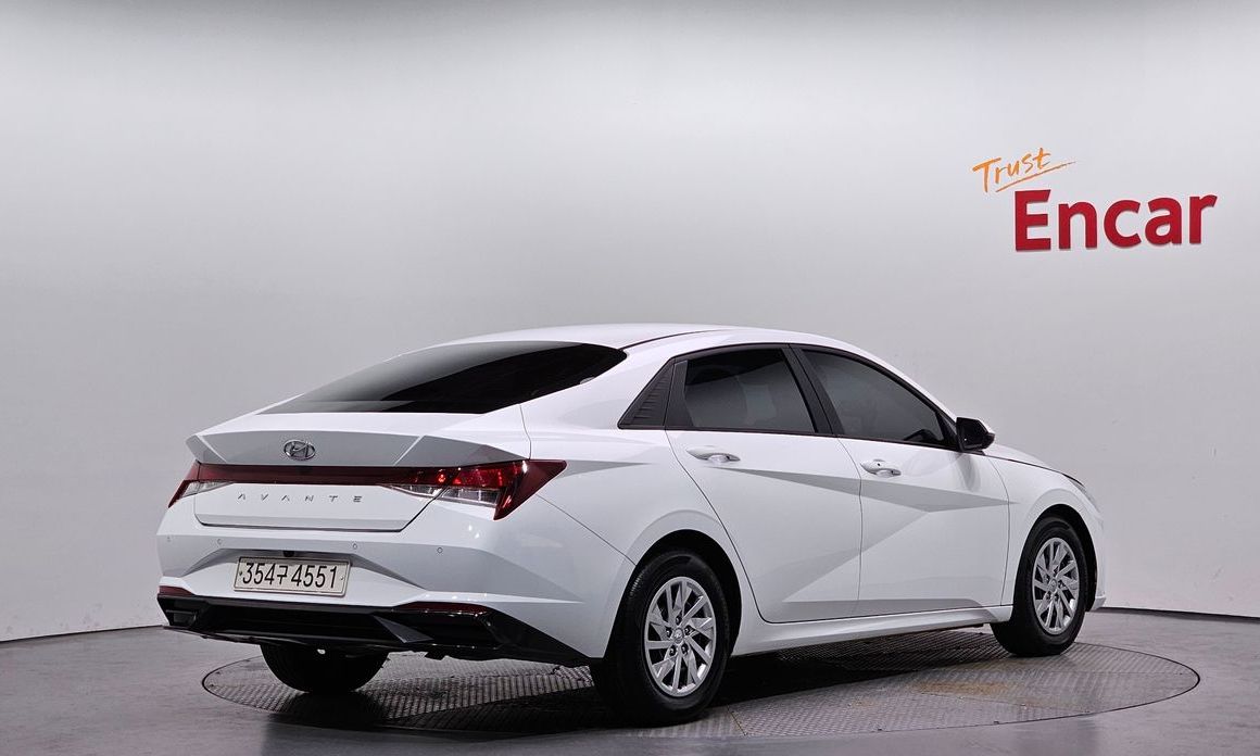 Hyundai AVANTE 2022