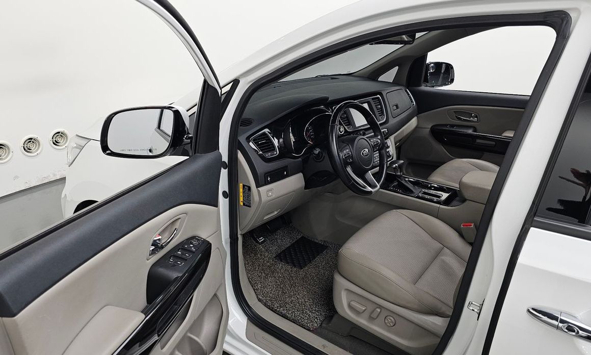 Kia Canival 2019