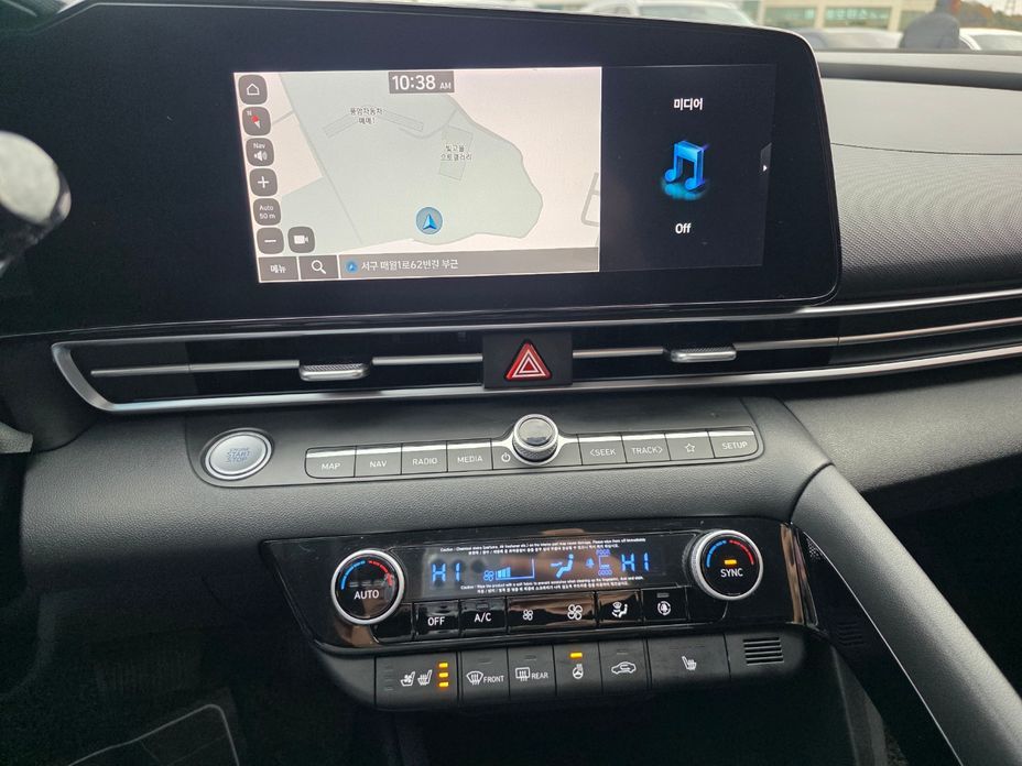 Hyundai AVANTE 2021