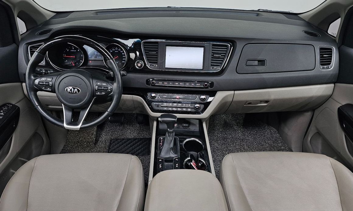 Kia Canival 2019