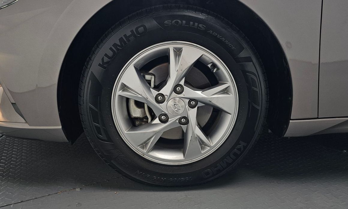 Hyundai AVANTE 2021