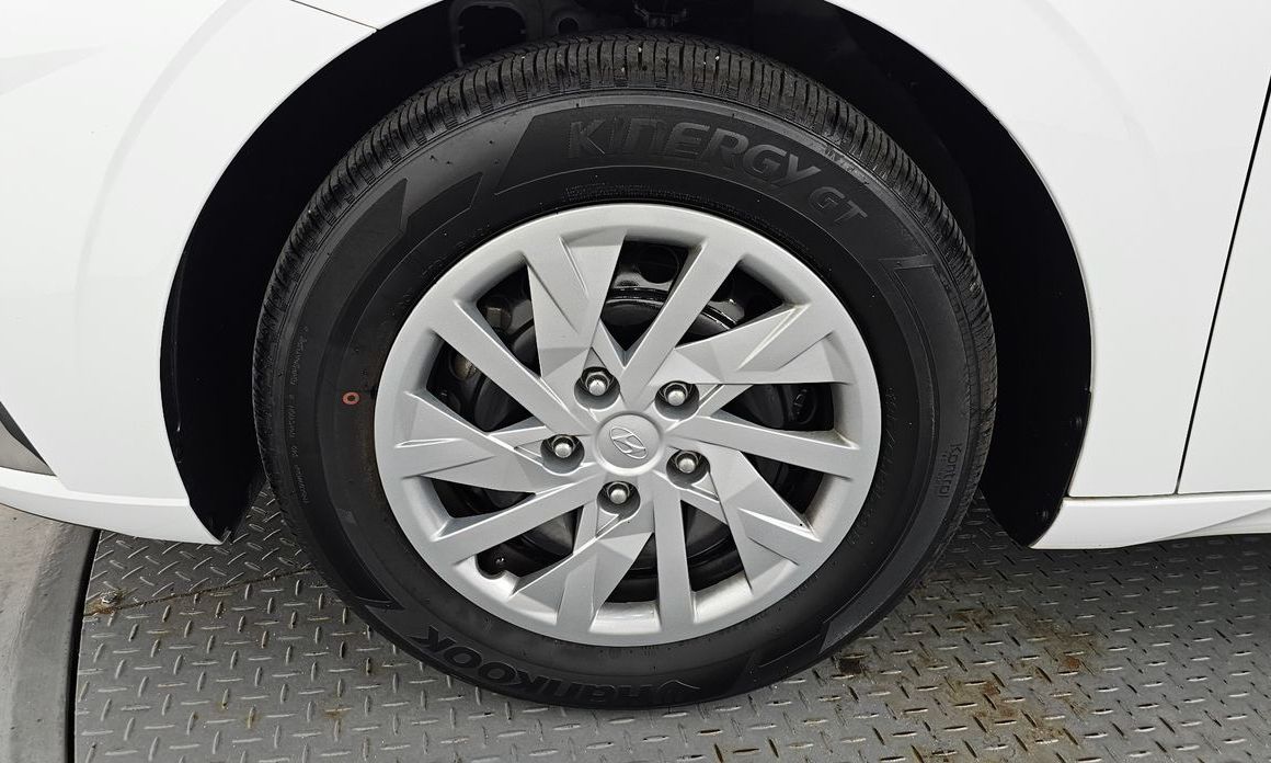 Hyundai AVANTE 2022