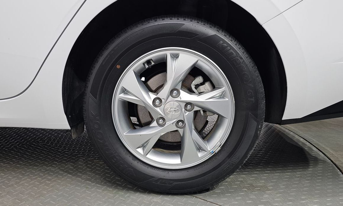 Hyundai AVANTE 2022