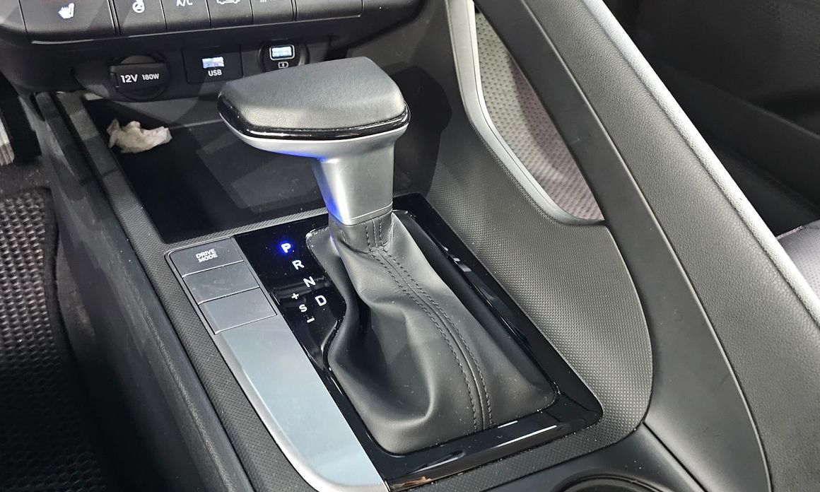 Hyundai AVANTE 2022