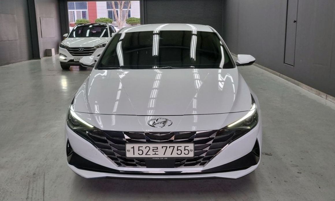 Hyundai AVANTE 2021