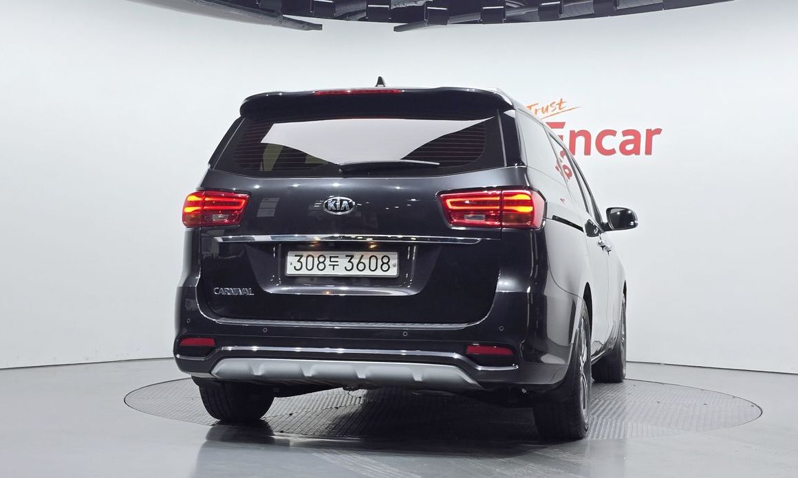 Kia Canival 2020