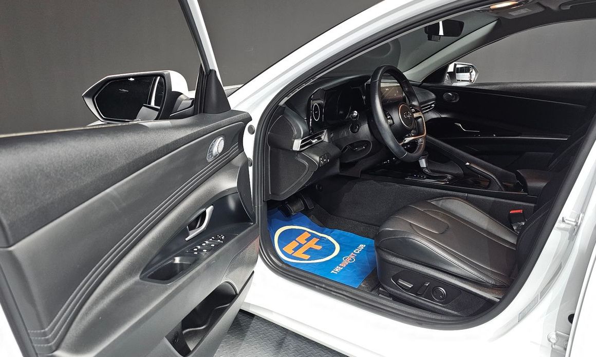 Hyundai AVANTE 2023