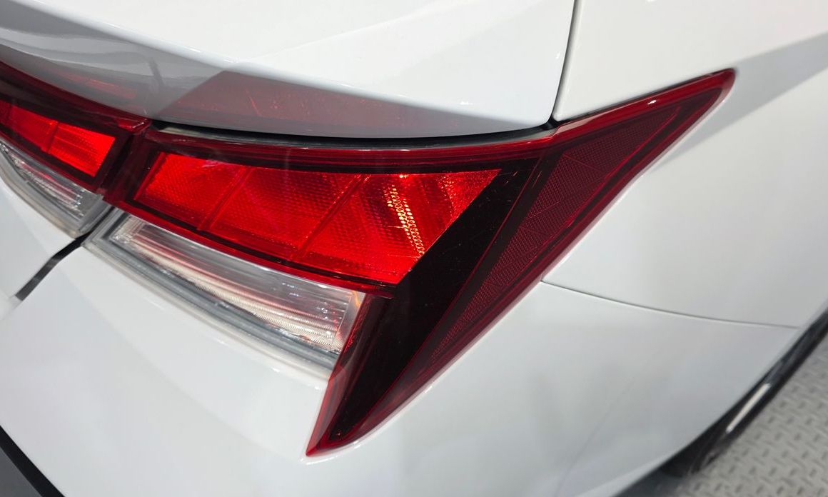 Hyundai AVANTE 2024