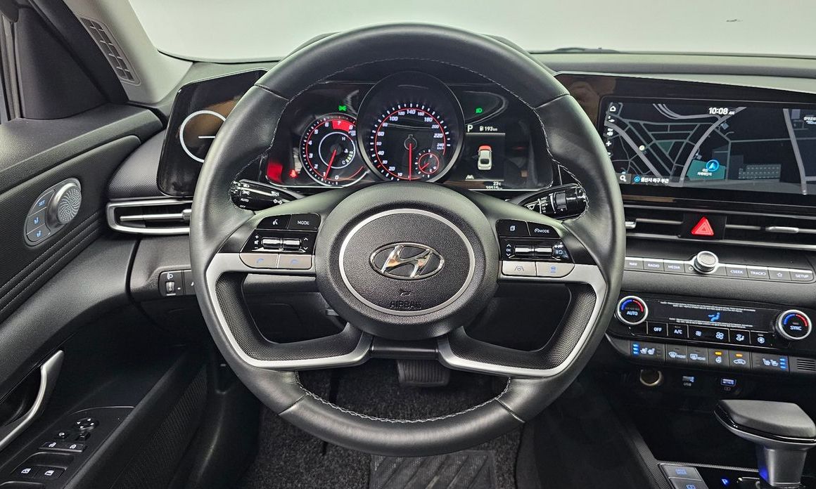 Hyundai AVANTE 2021