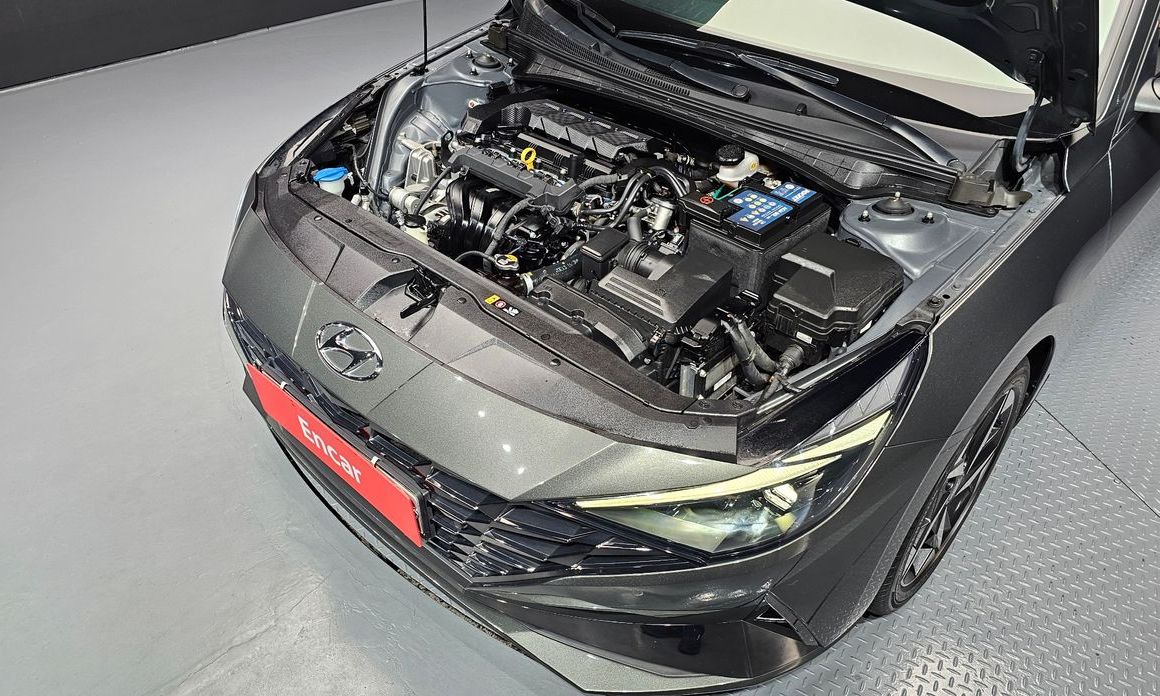 Hyundai AVANTE 2021