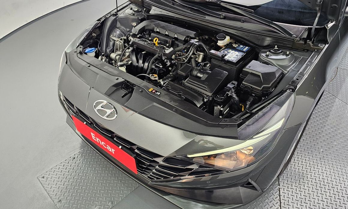 Hyundai AVANTE 2021