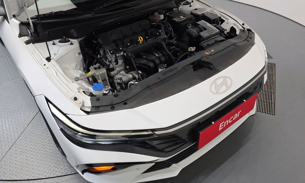 Hyundai AVANTE 2024