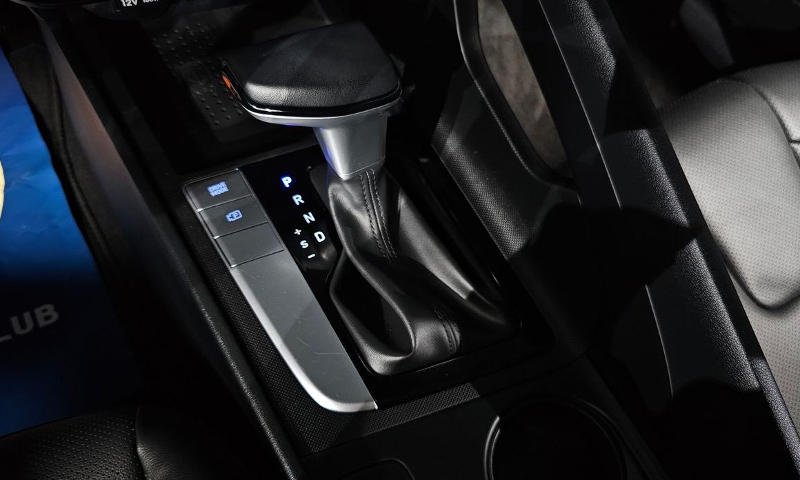 Hyundai AVANTE 2023