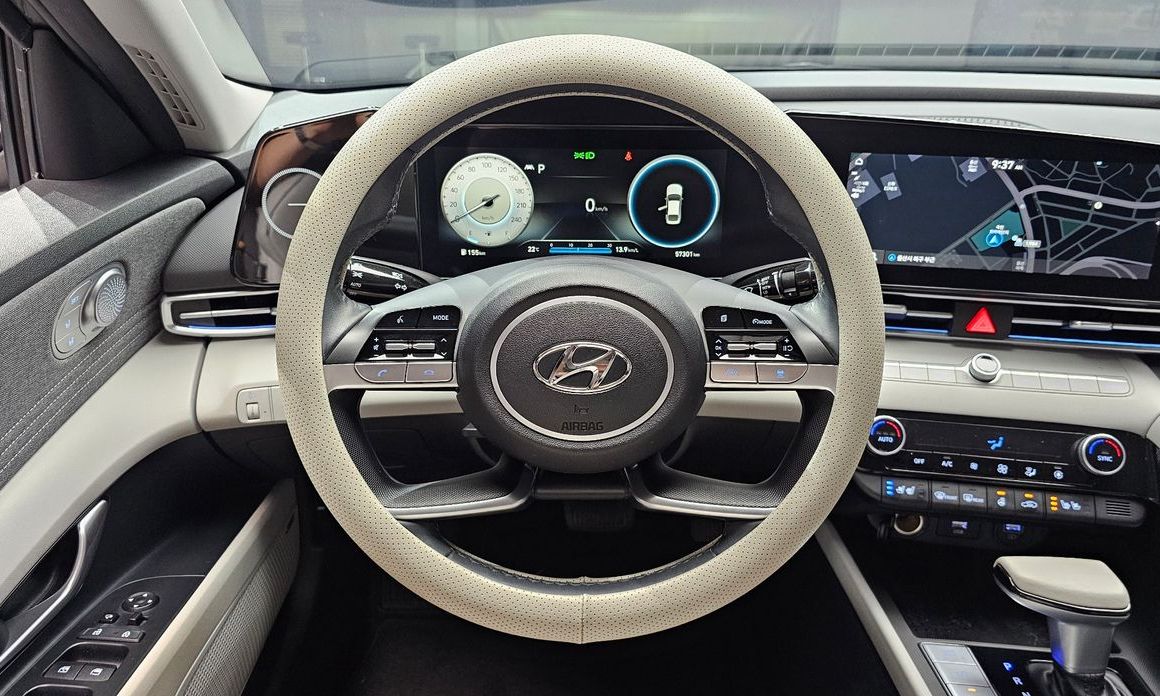 Hyundai AVANTE 2021