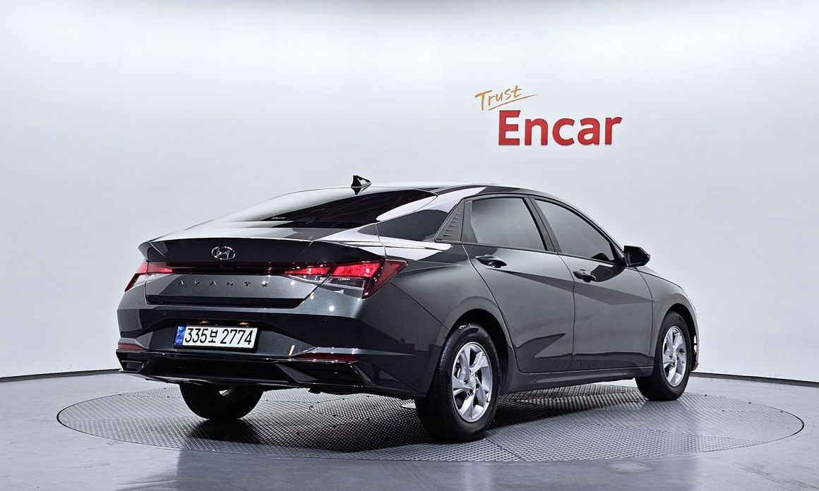 Hyundai AVANTE 2021