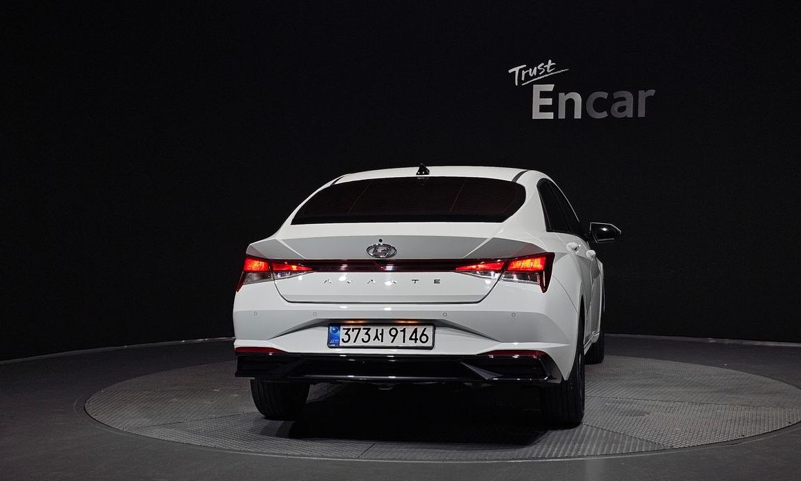 Hyundai AVANTE 2023