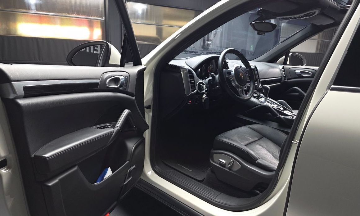 Porsche Cayenne 2012