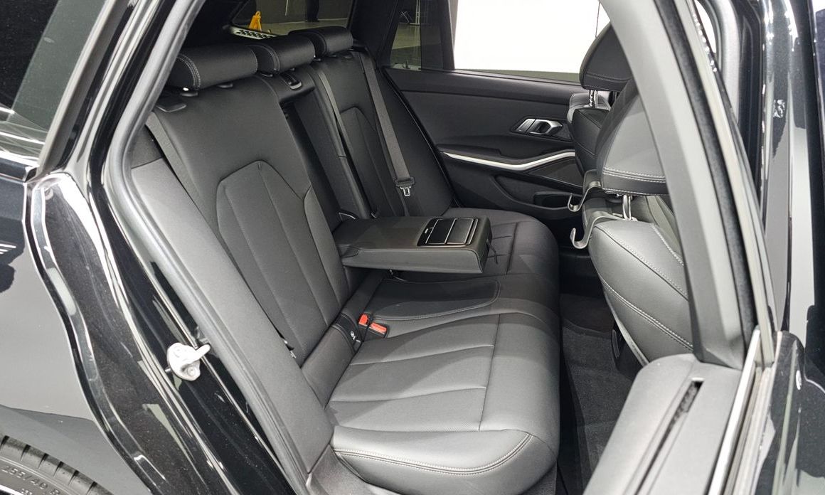 BMW 3-Series 2024