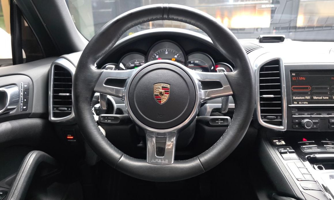 Porsche Cayenne 2012