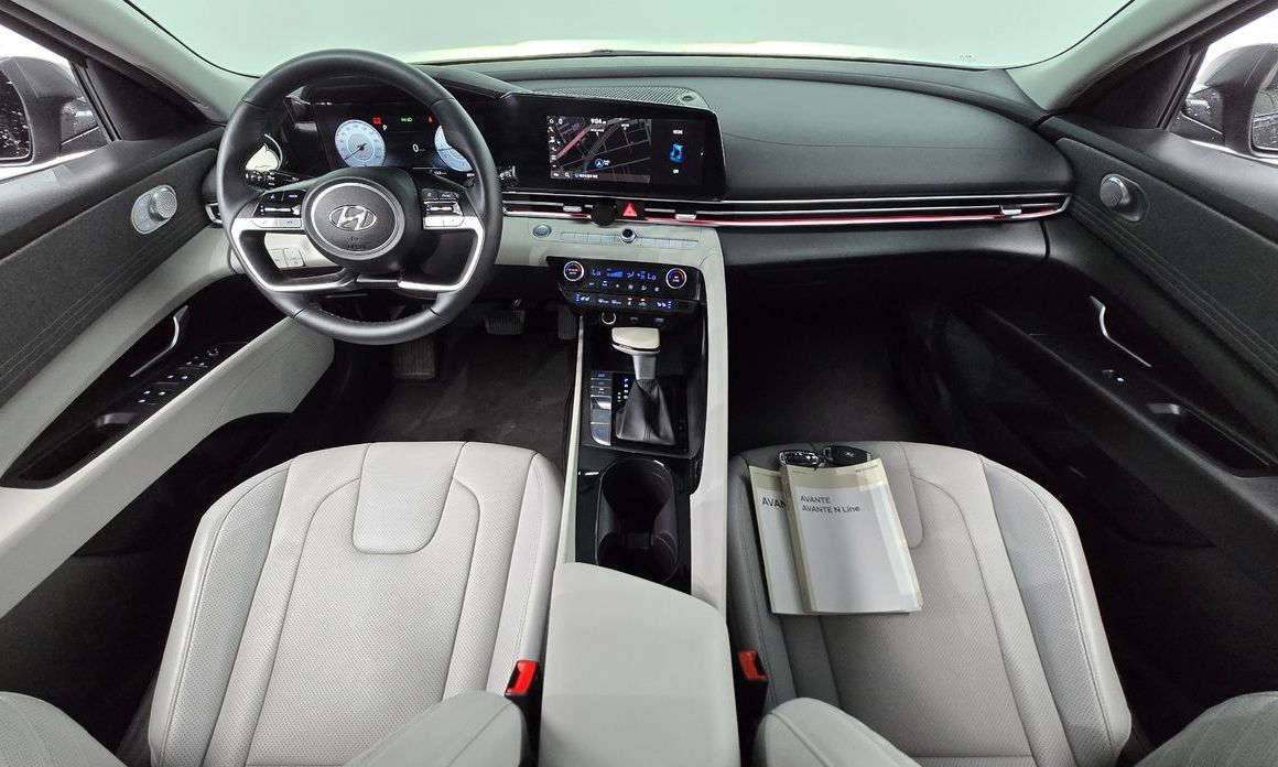 Hyundai AVANTE 2022
