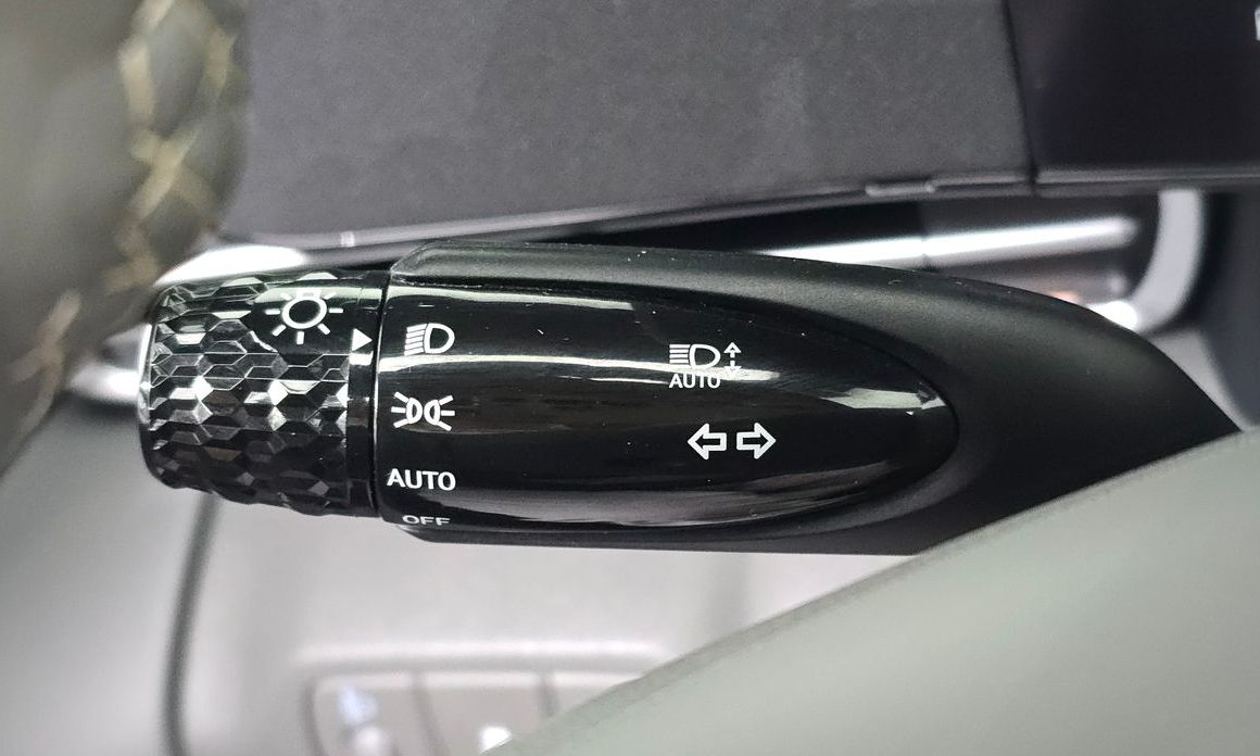 Hyundai AVANTE 2025
