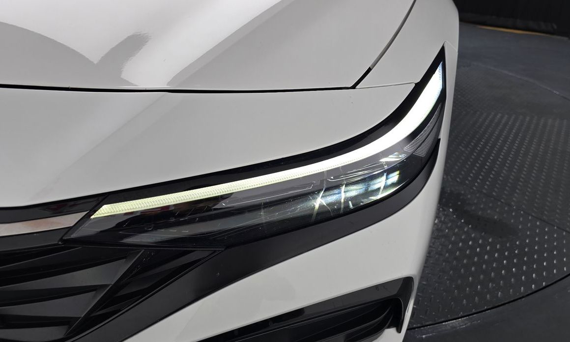 Hyundai AVANTE 2024