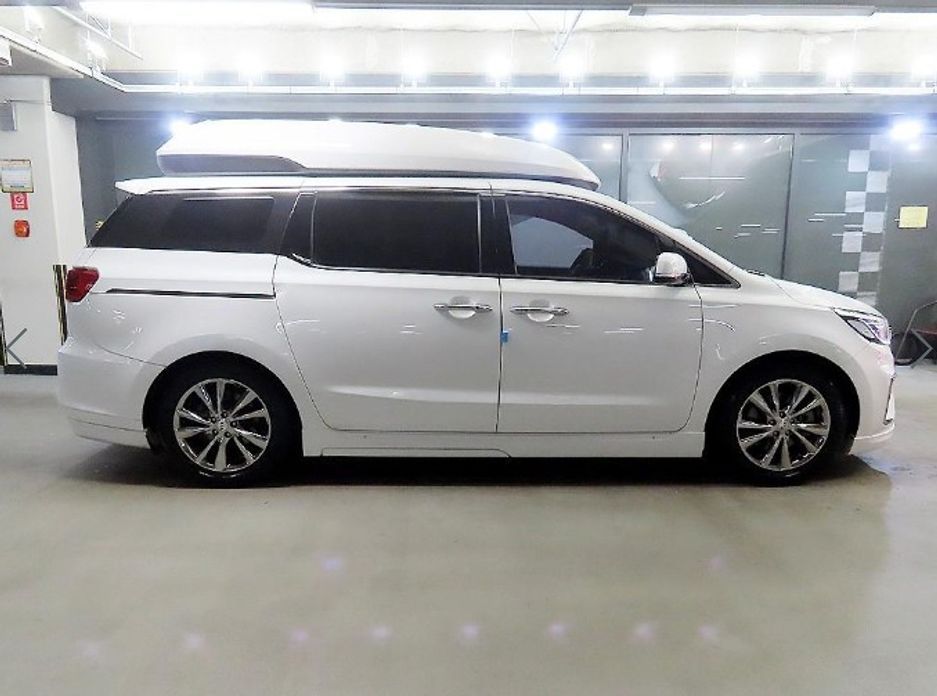 Kia Canival 2019