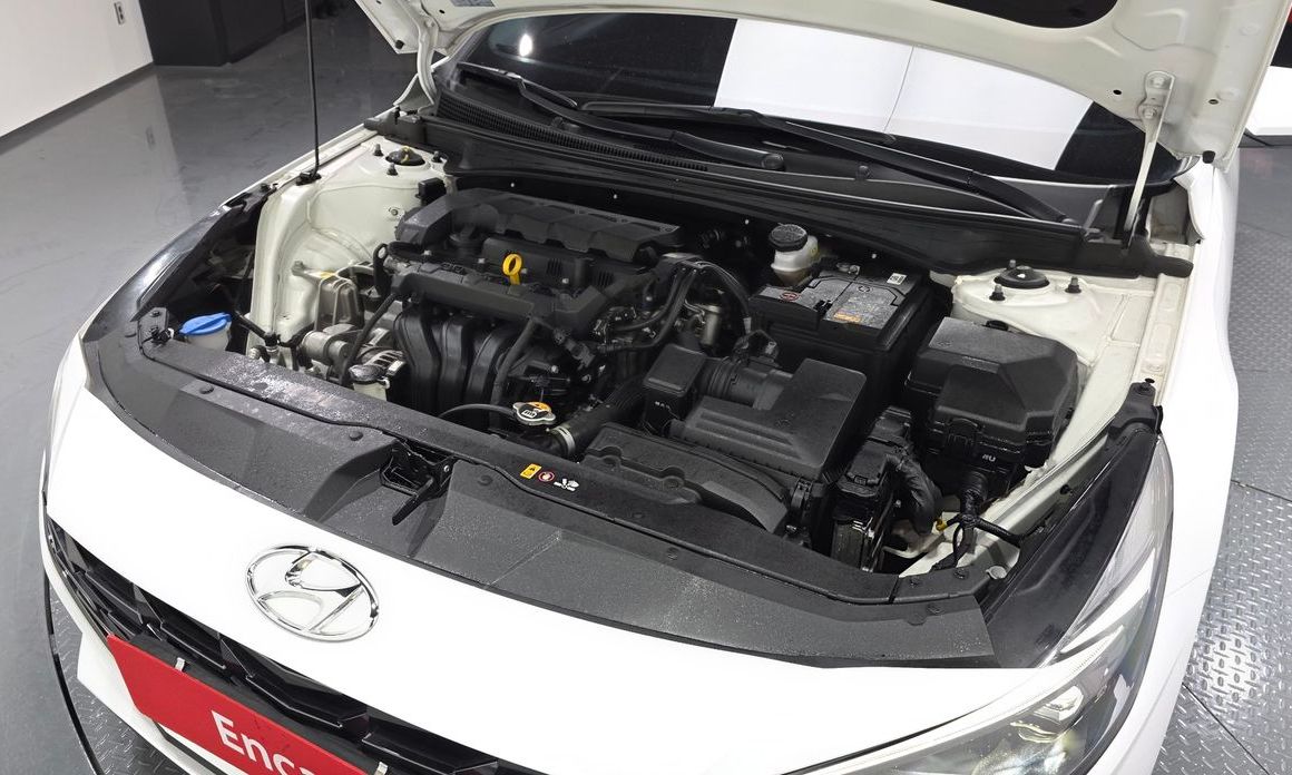 Hyundai AVANTE 2023