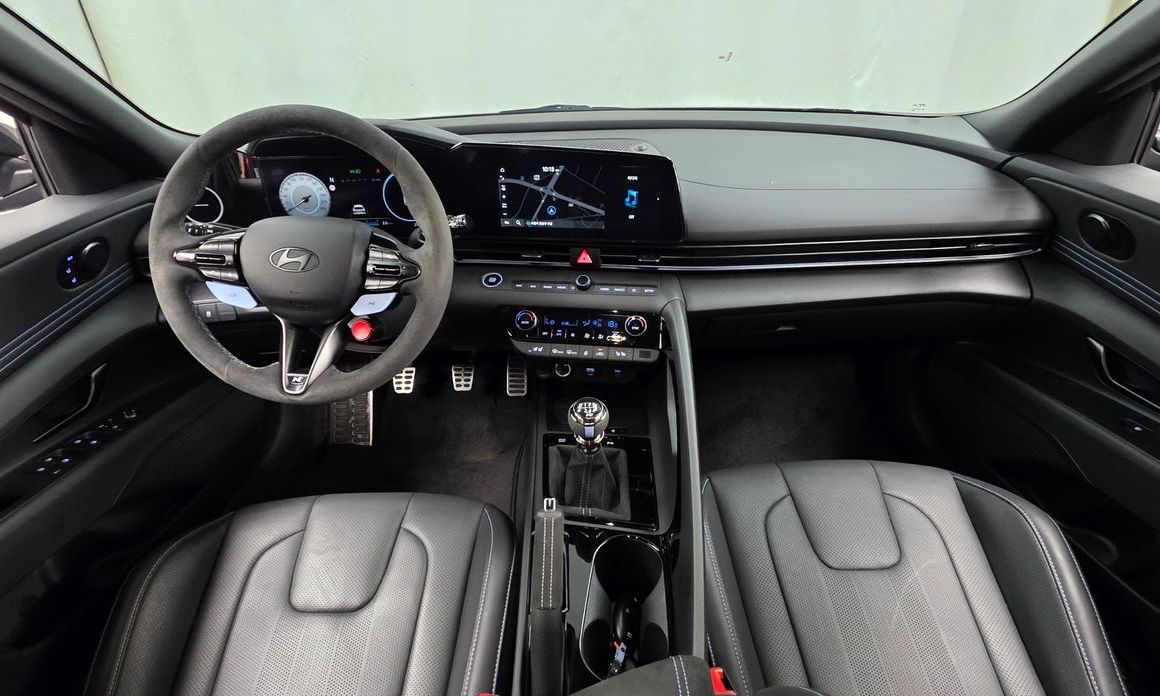 Hyundai AVANTE 2024