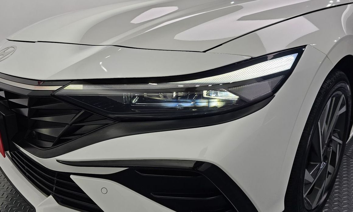 Hyundai AVANTE 2024