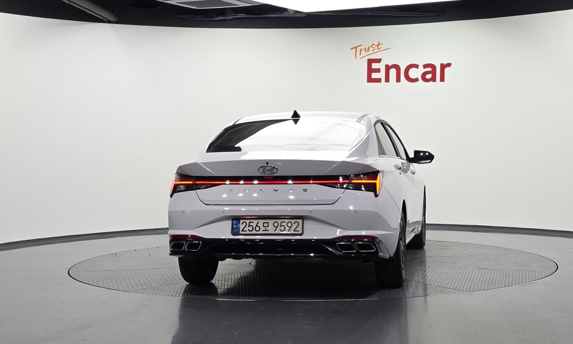 Hyundai AVANTE 2023