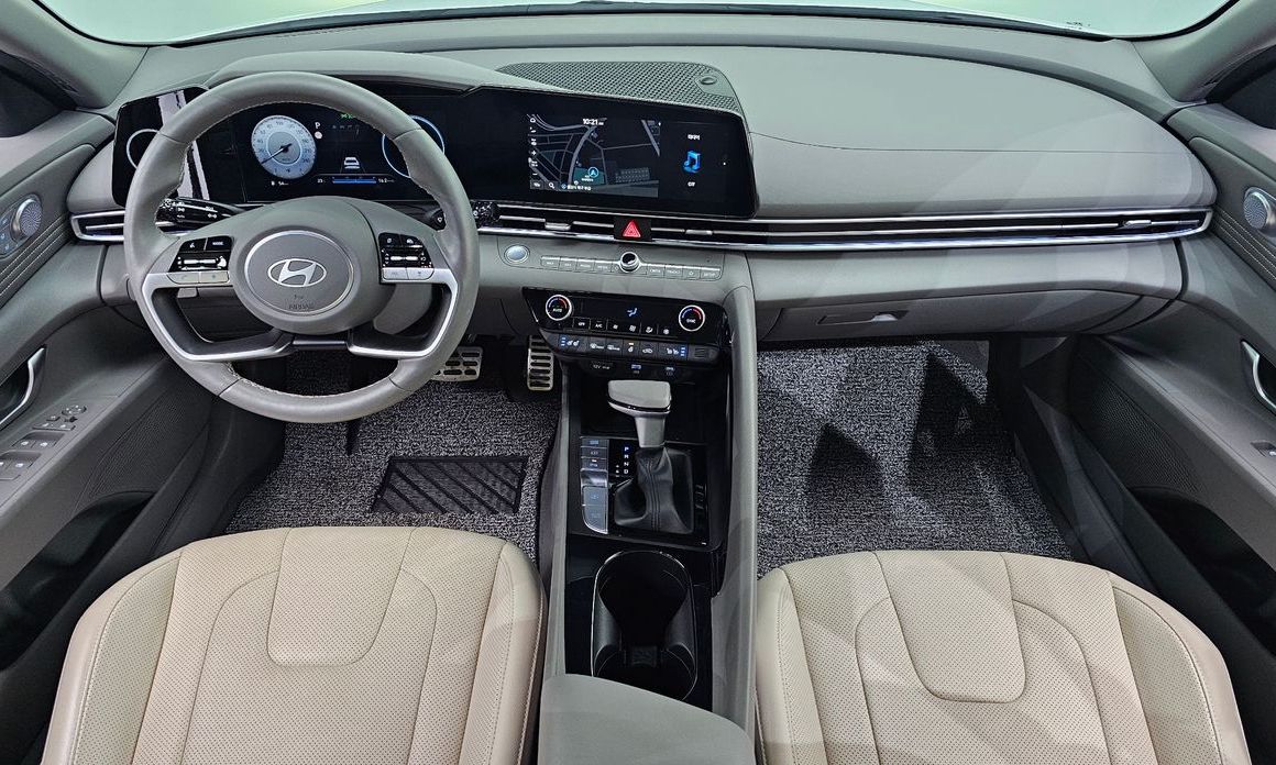 Hyundai AVANTE 2024