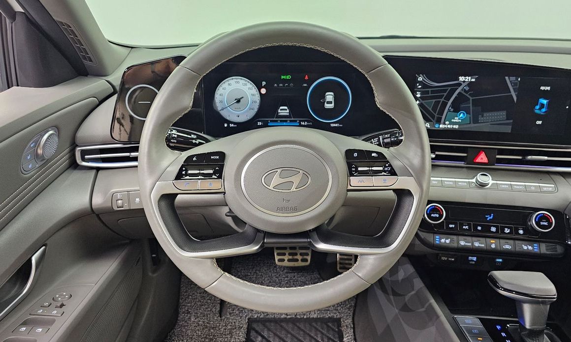 Hyundai AVANTE 2024