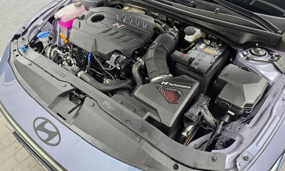 Hyundai AVANTE 2024