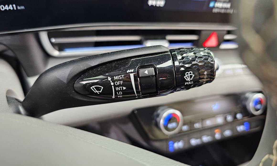 Hyundai AVANTE 2024
