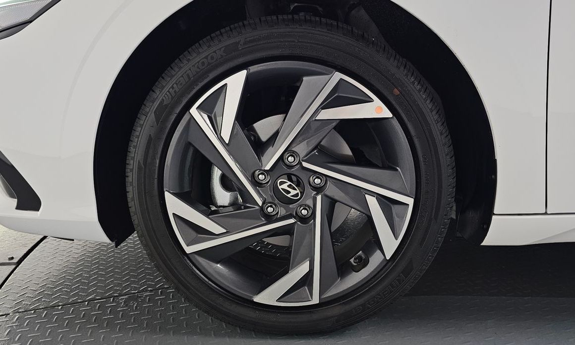Hyundai AVANTE 2026