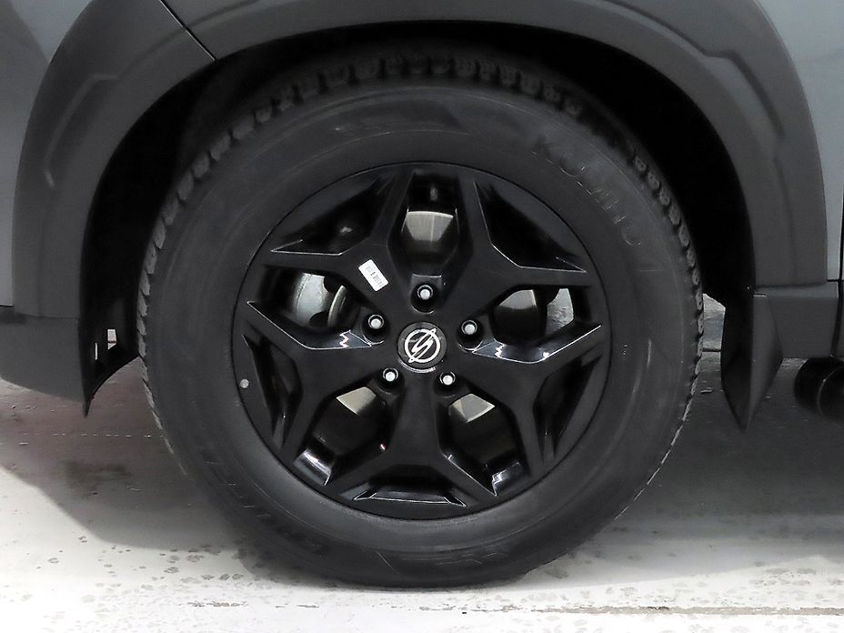 KG_Mobility_Ssangyong Rexton 2023