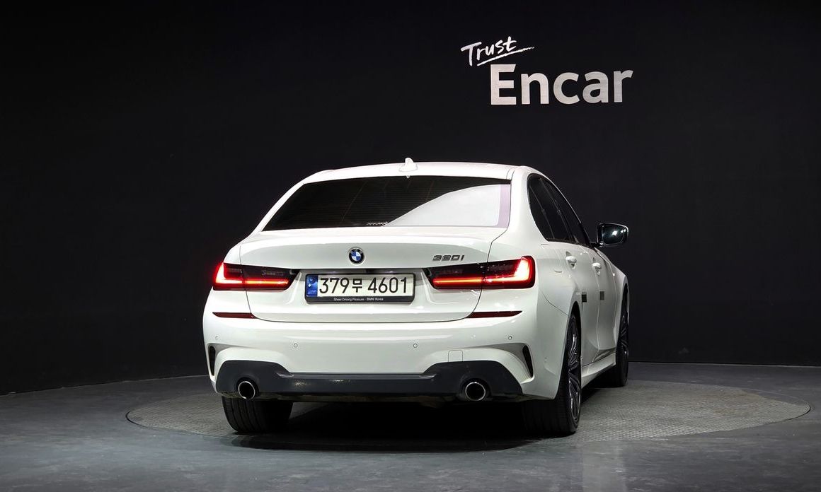 BMW 3-Series 2021