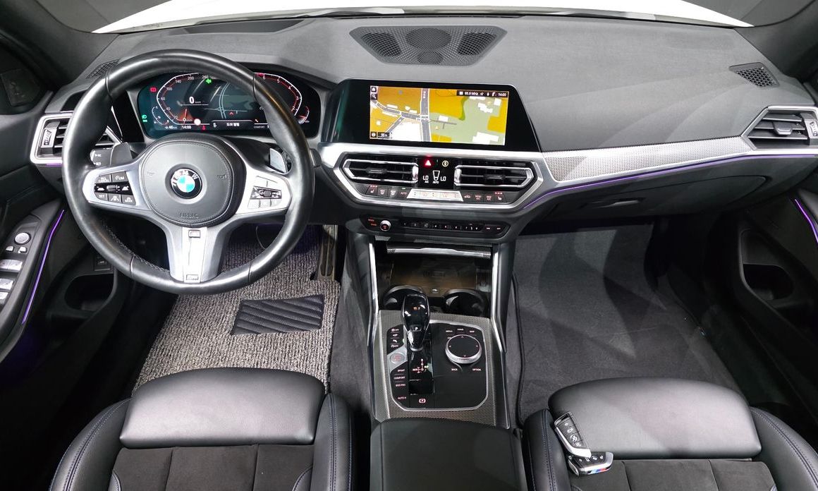 BMW 3-Series 2021