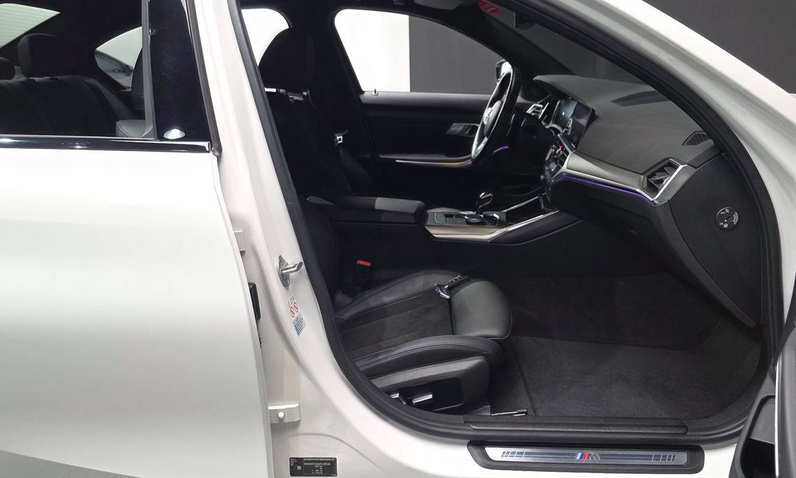 BMW 3-Series 2021