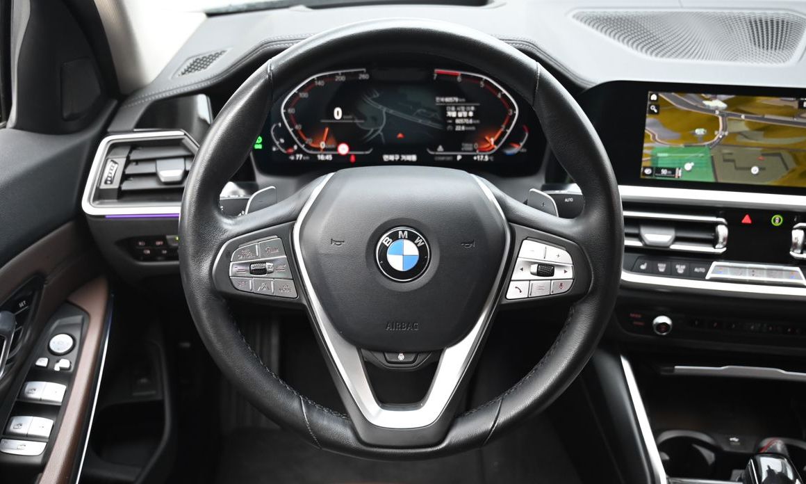 BMW 3-Series 2021
