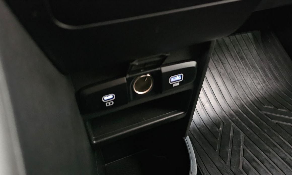 Hyundai Staria 2025