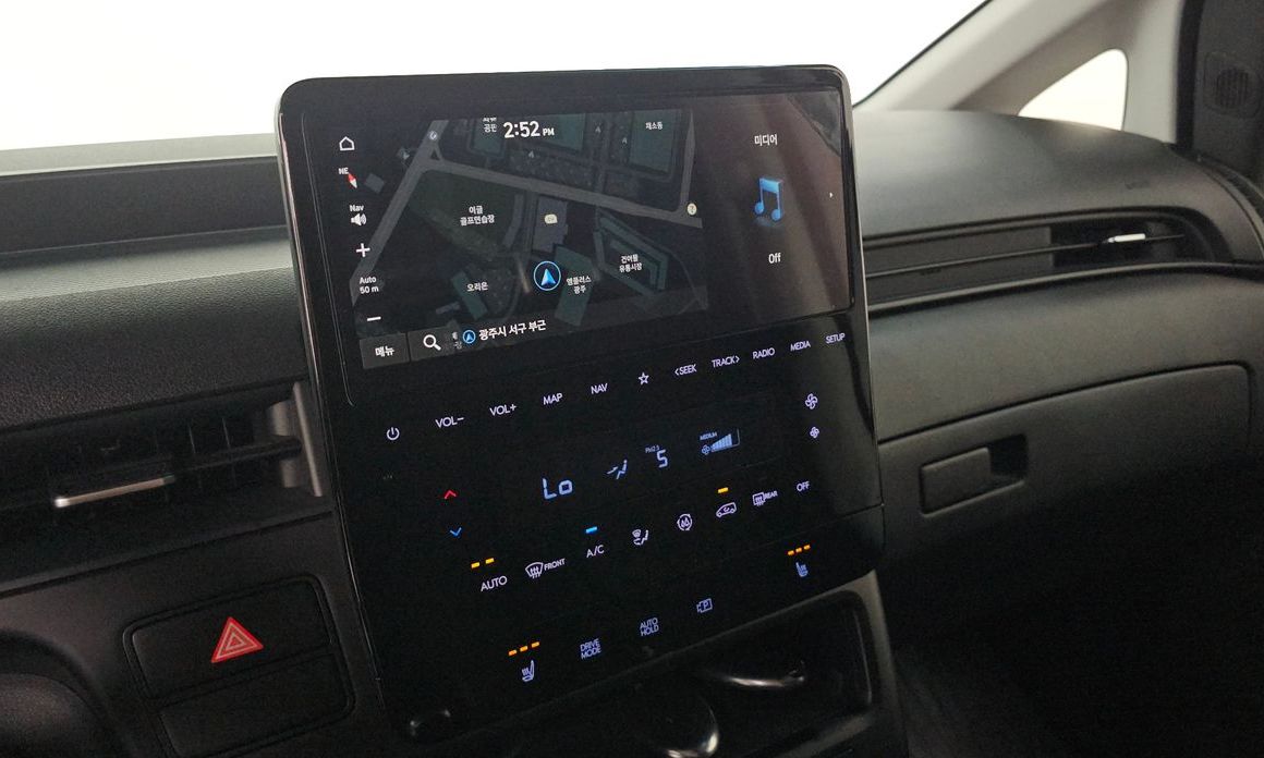 Hyundai Staria 2025