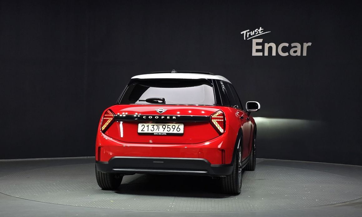 Mini Cooper 2025