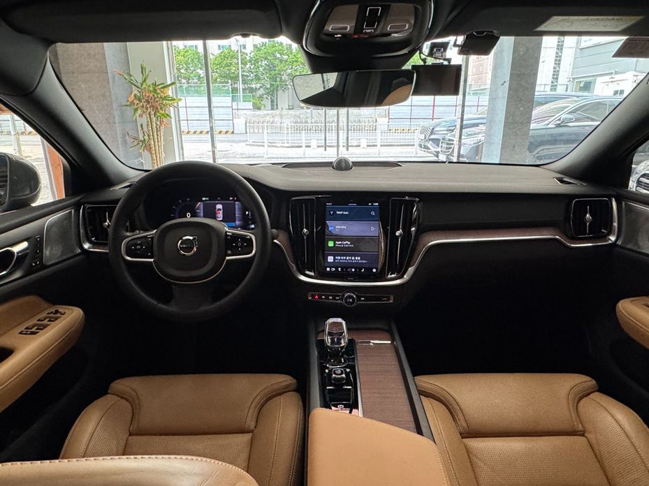 Volvo S60 2023